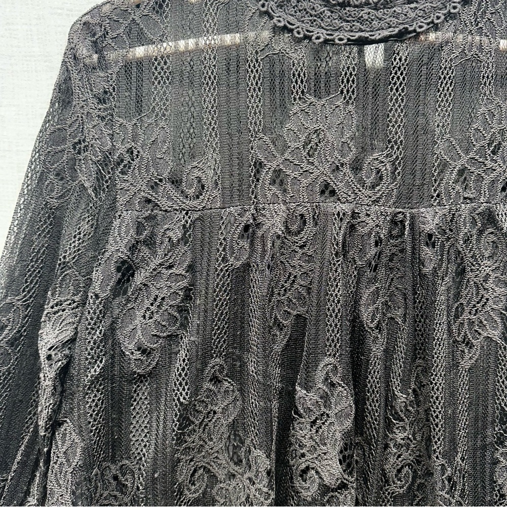 Altar'd State Black Lace Blouse Sheer Lace arms/chest Sz. Medium Flowy scalloped - Picture 2 of 10